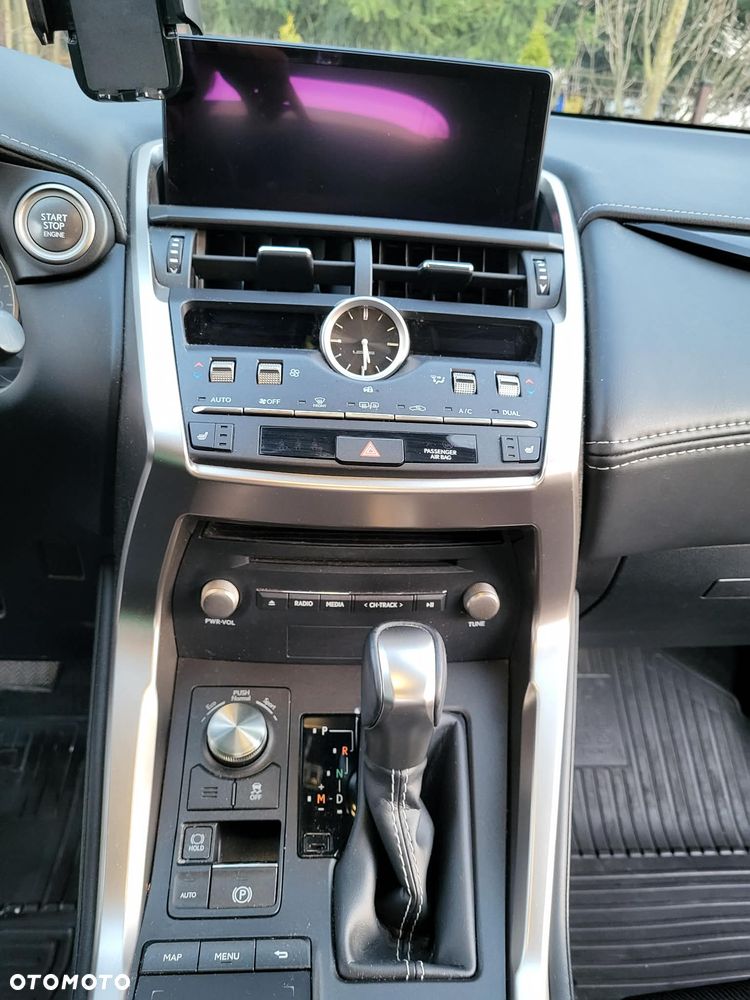 Lexus NX 300 Prestige AWD - 7