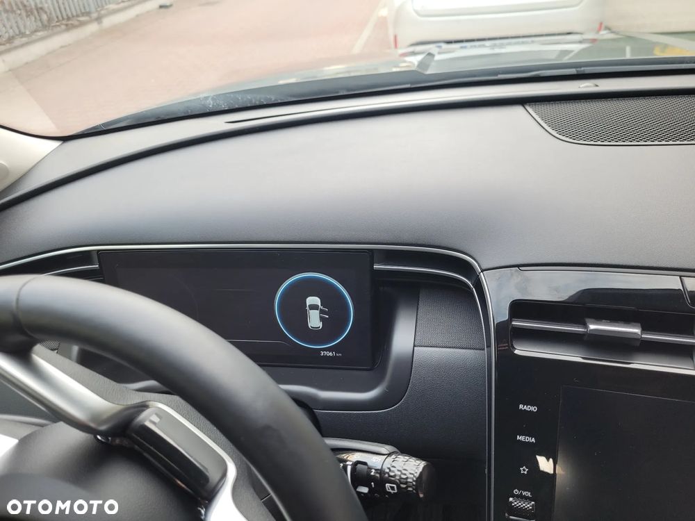 Hyundai Tucson 1.6 T-GDi Smart 2WD - 16