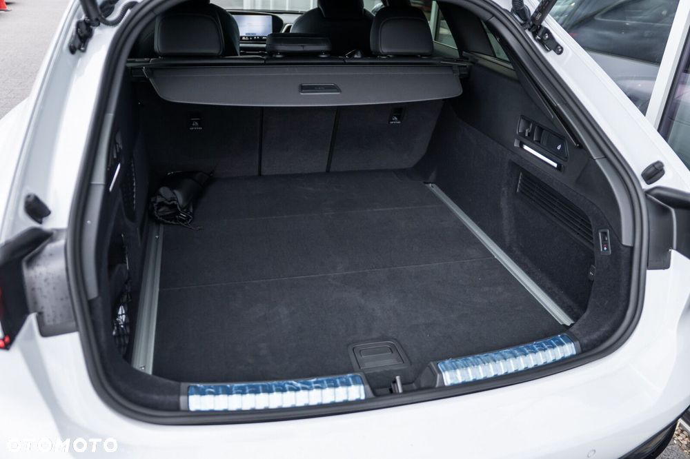 Audi A6 Avant TDI mHEV Quattro S tronic - 11