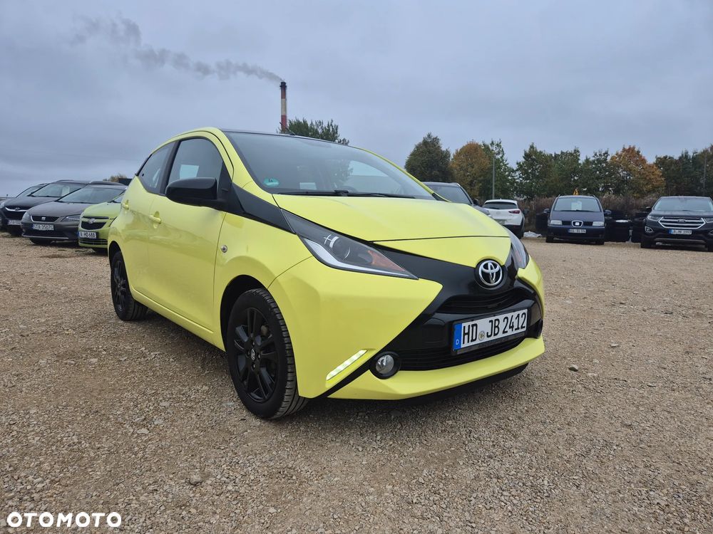 Toyota Aygo x-cite Style Selection - 2