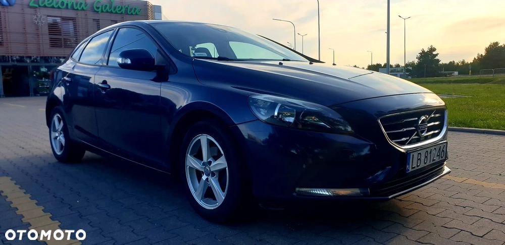 Volvo V40 D2 Momentum - 6