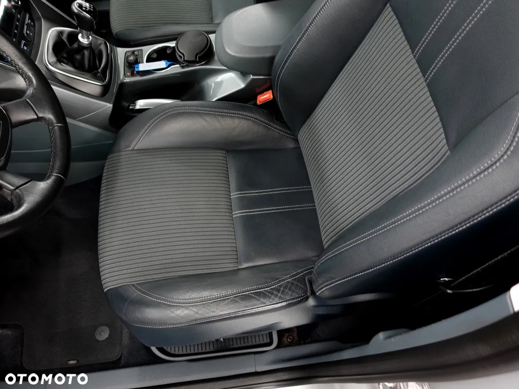Ford C-MAX 2.0 TDCi Titanium - 11