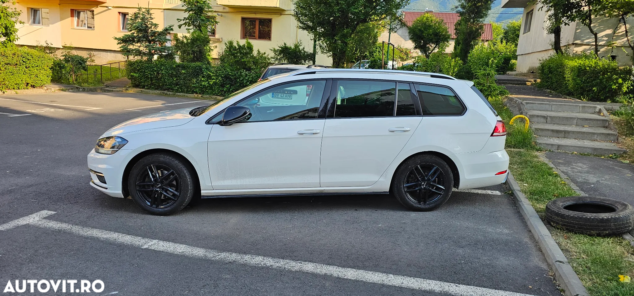 Volkswagen Golf - 5