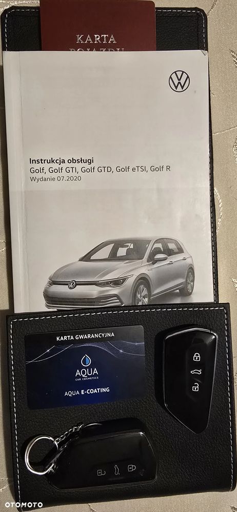 Volkswagen Golf VIII 1.5 eTSI EVO Style DSG - 17