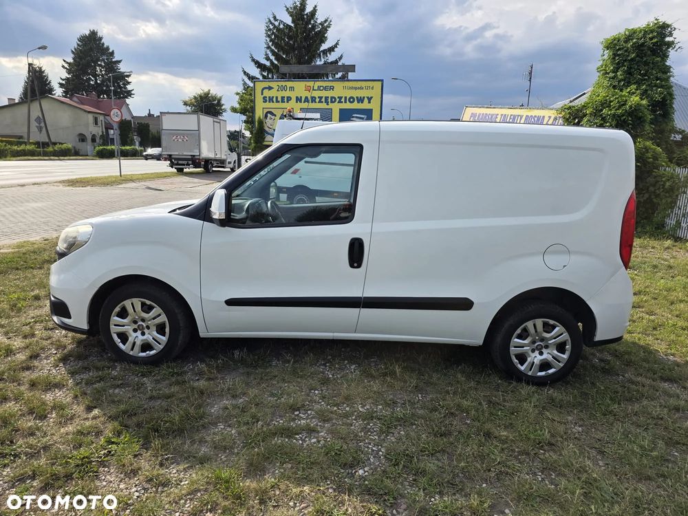 Fiat Doblo 2016 Rok - 8