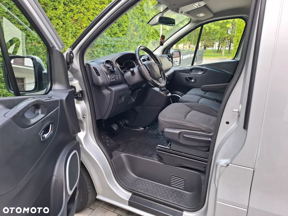 Opel Vivaro - 6