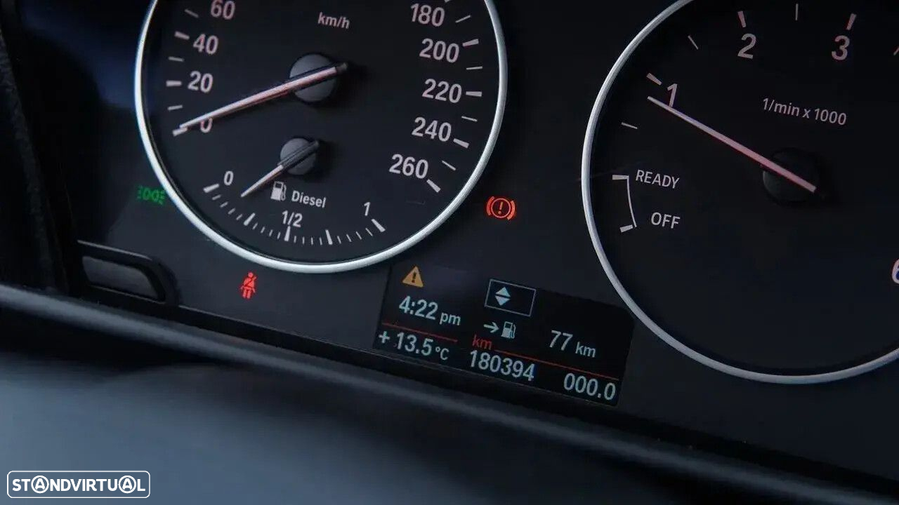BMW 118 d Line Urban - 26