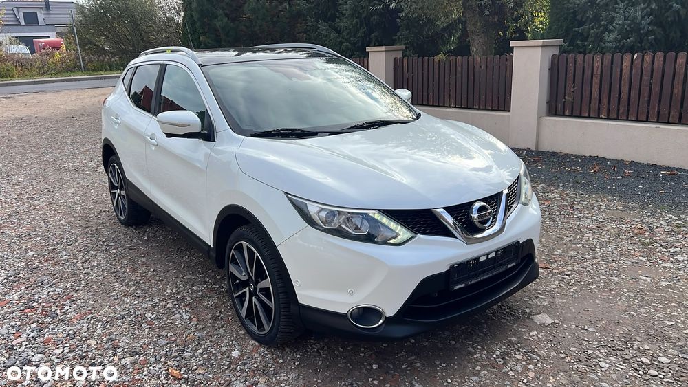 Nissan Qashqai 1.6 dCi 4 x 4 DPF tekna - 11
