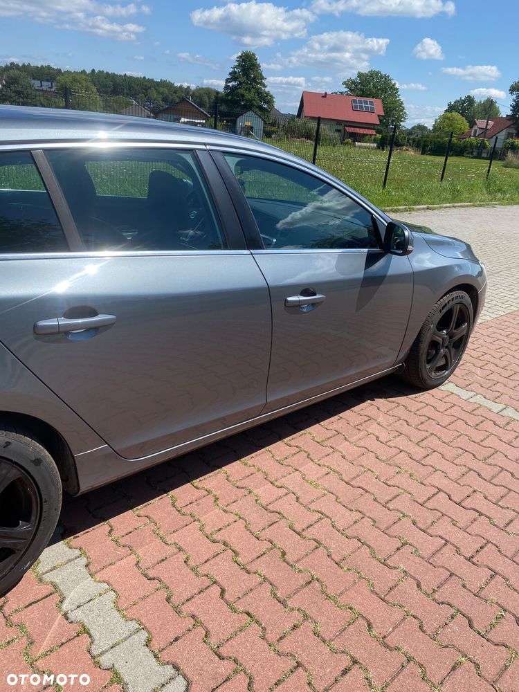Volvo V60 D4 Drive-E Dynamic Edition (Momentum) - 12