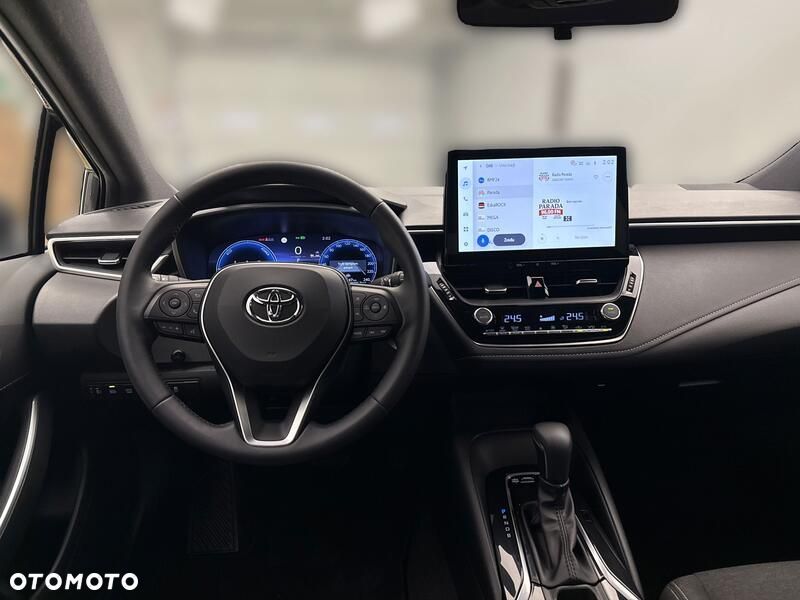Toyota Corolla - 13