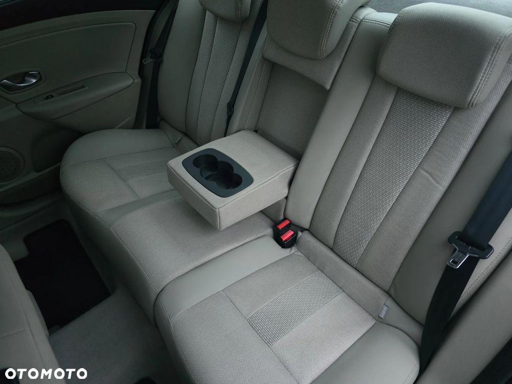 Renault Fluence 1.6 16V Expression Euro5 - 16