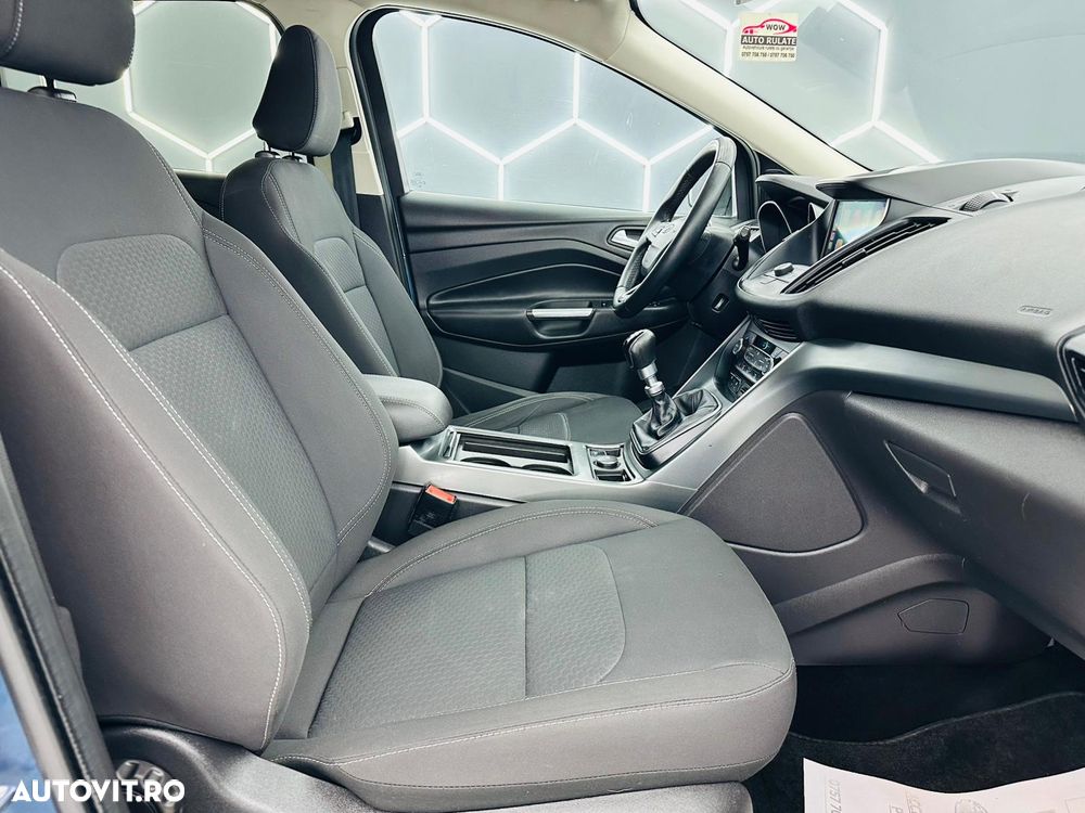 Ford Kuga 1.5 EcoBoost 2x4 Business Edition - 18