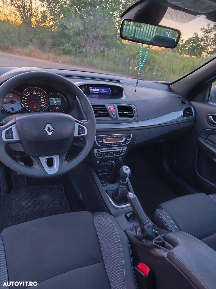 Renault Megane III 1.5 dCi Color Edition - 11