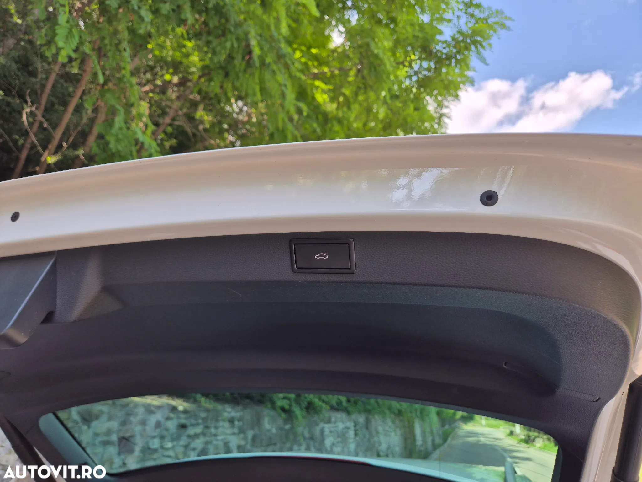 Skoda Karoq 1.6 TDI DSG Ambition - 30