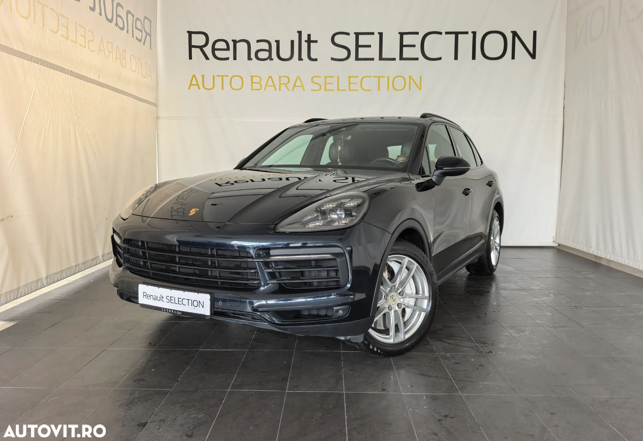 Porsche Cayenne - 1