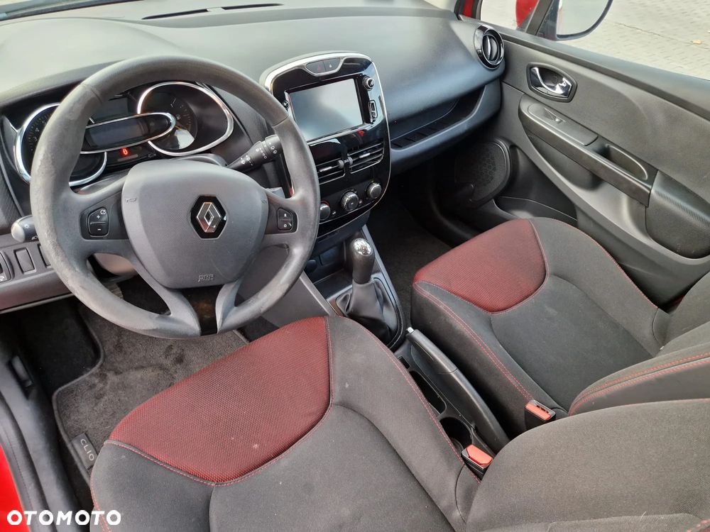 Renault Clio 1.2 16V Zen - 9