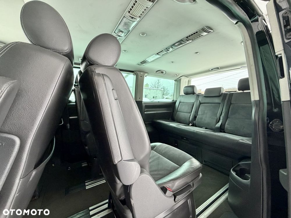 Volkswagen Multivan - 11