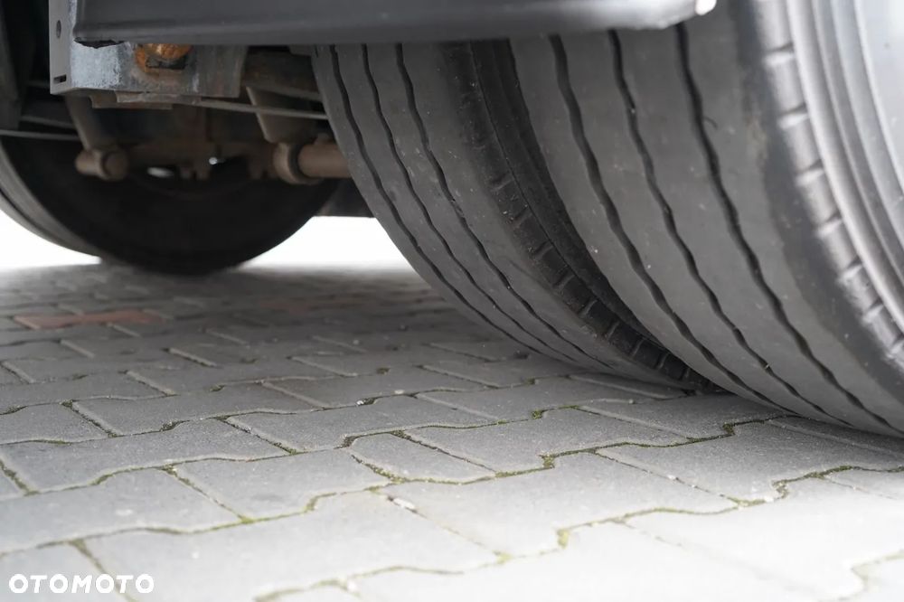 Wecon PRZYCZEPA - 7,7 M / TANDEM / PRZEJAZDOWA / - 22