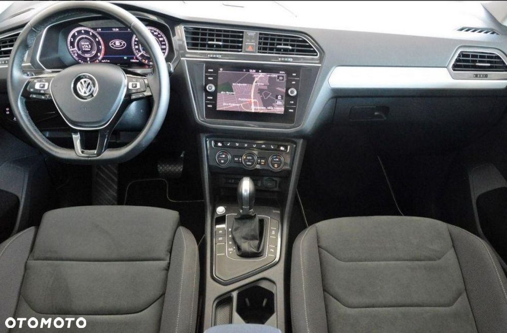 Volkswagen Tiguan - 19