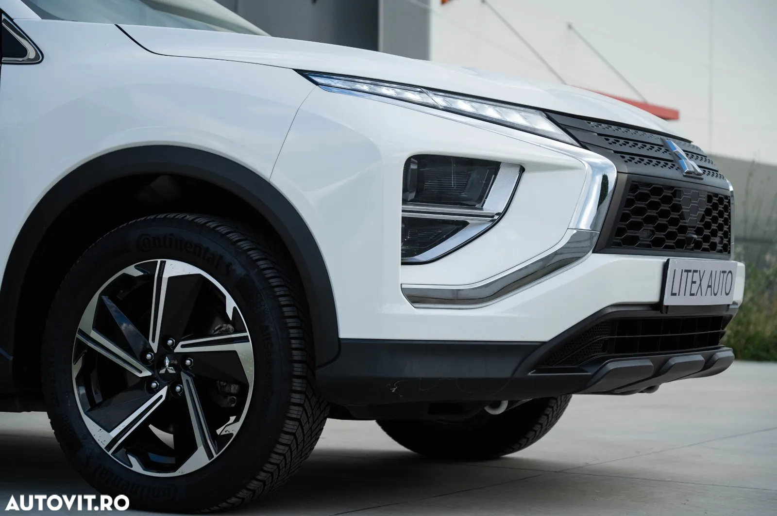 Mitsubishi Eclipse-Cross Plug-In Hybrid 4WD Intro Edition - 6