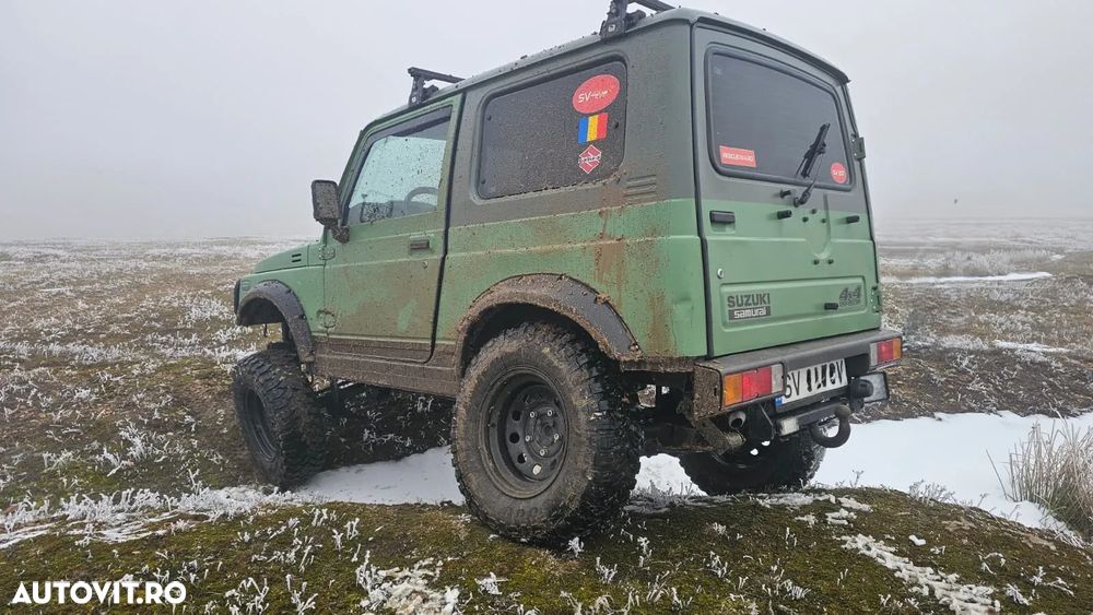 Suzuki Samurai - 2