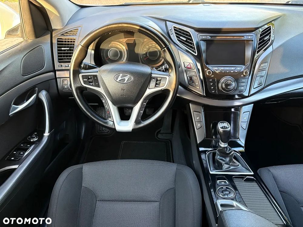 Hyundai i40 - 10