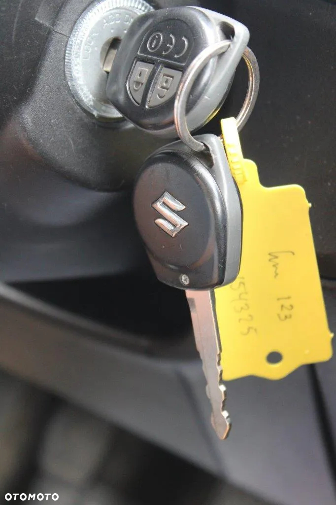 Suzuki Vitara 1.6 Premium 2WD - 30