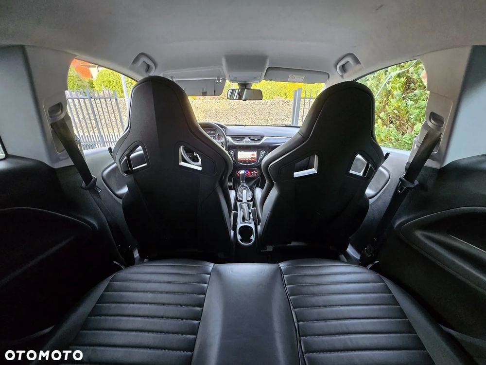 Opel Corsa 1.6 T OPC - 10