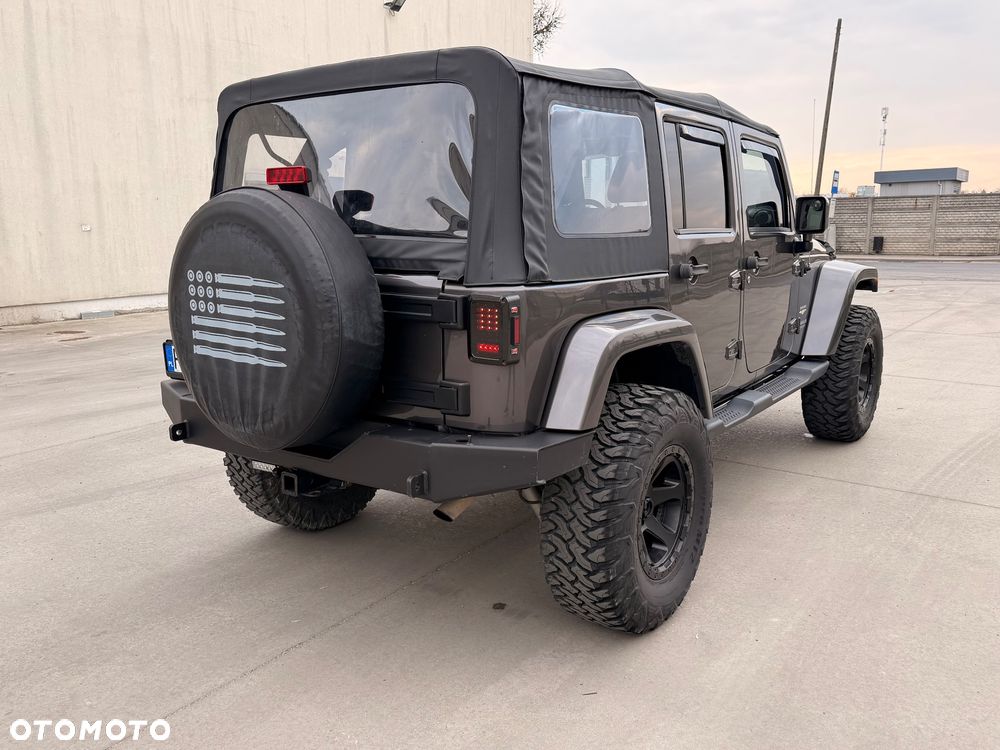 Jeep Wrangler - 6