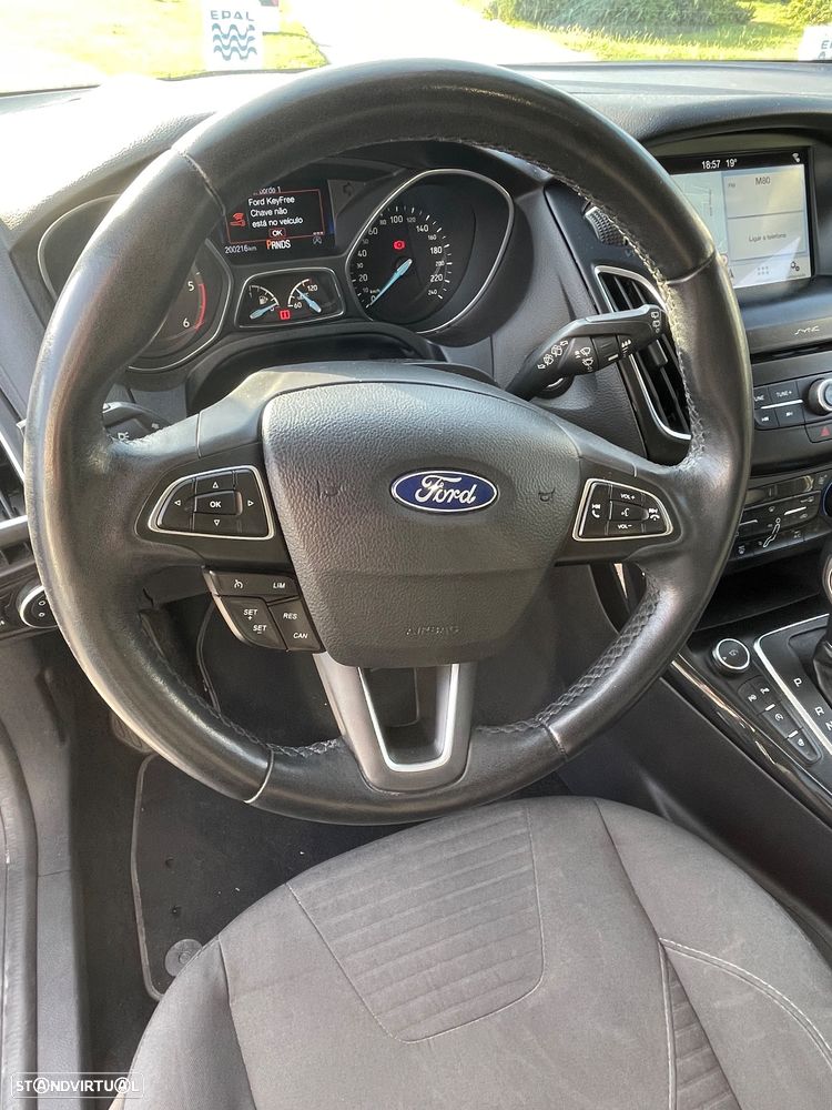 Ford Focus SW 1.5 TDCi Titanium DPS - 9