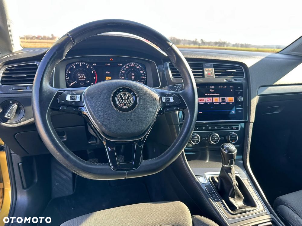 Volkswagen Golf VII 1.4 TSI BMT Comfortline - 27