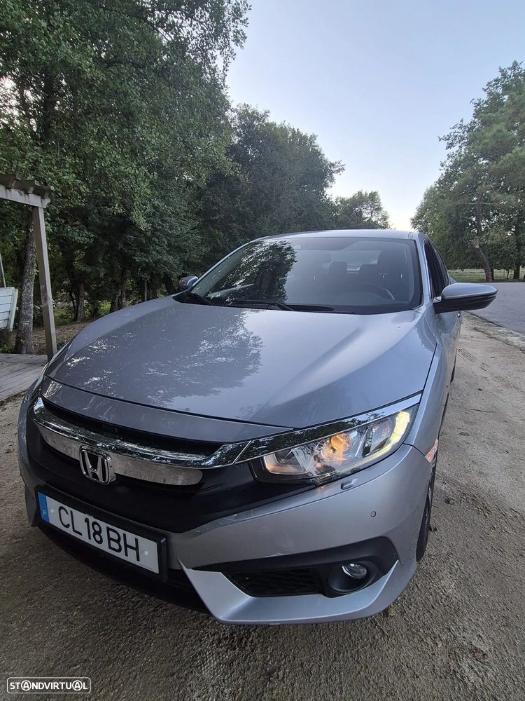 Honda Civic 2019 photo 2