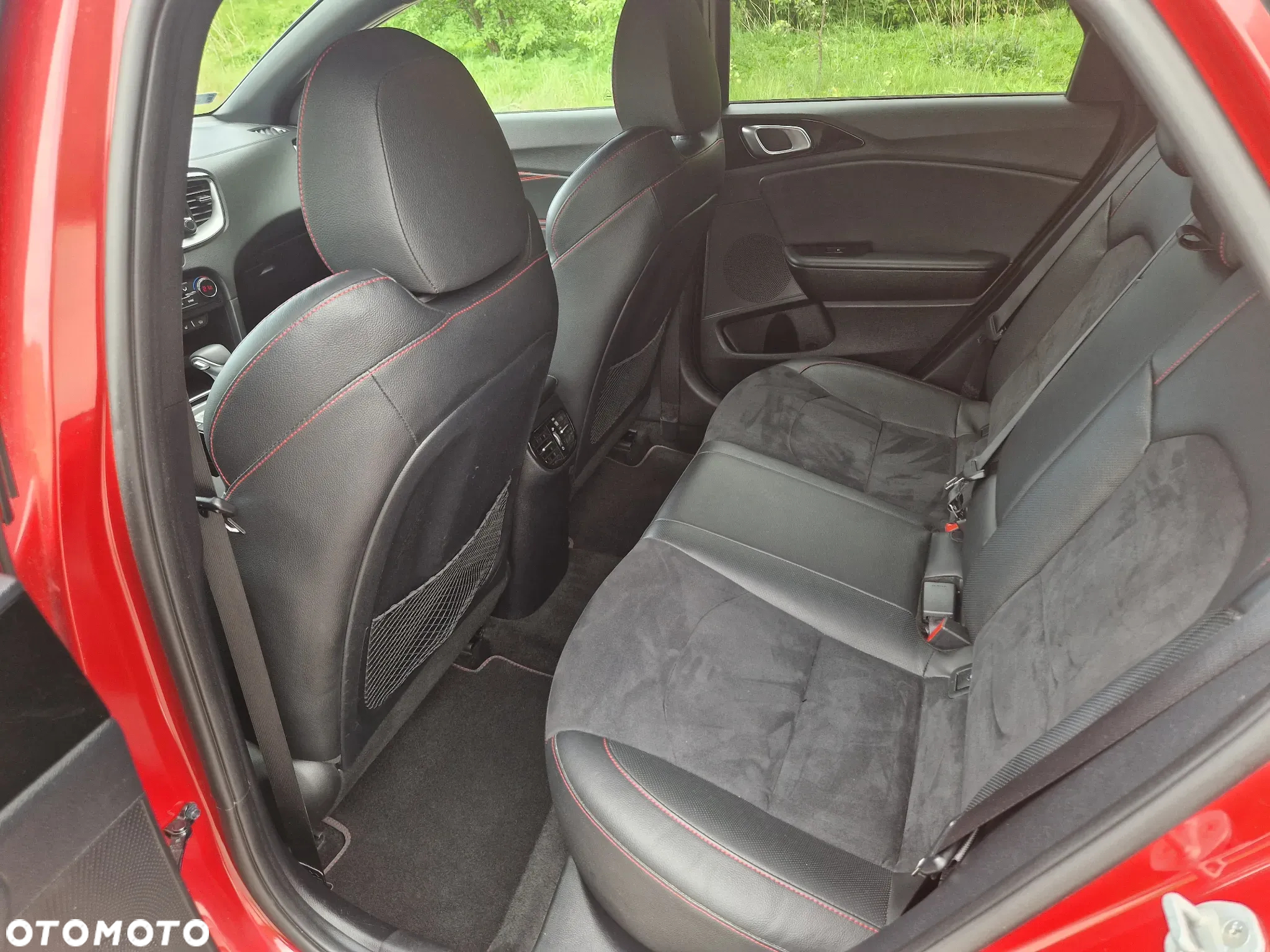 Kia ProCeed 1.6 T-GDI GT DCT - 15