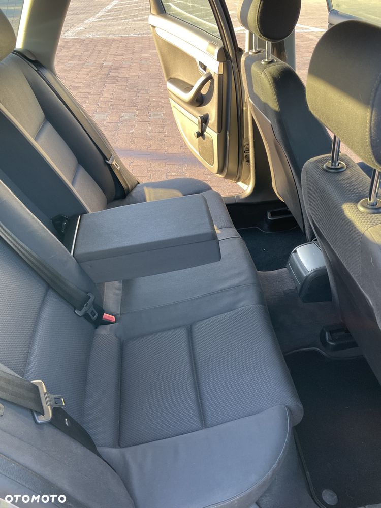 Audi A4 Avant 1.9 TDI - 23