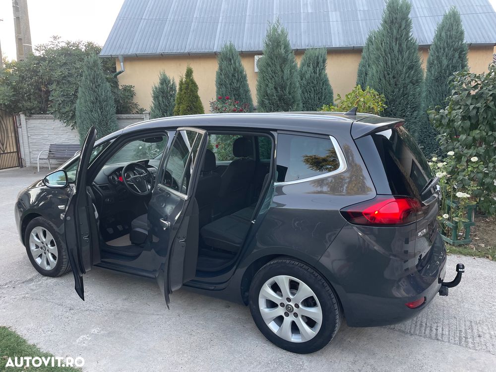 Opel Zafira - 13