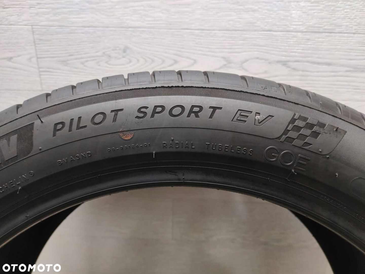 Opona letnia Michelin Pilot Sport EV GOE 255/45/20 105 W - 5