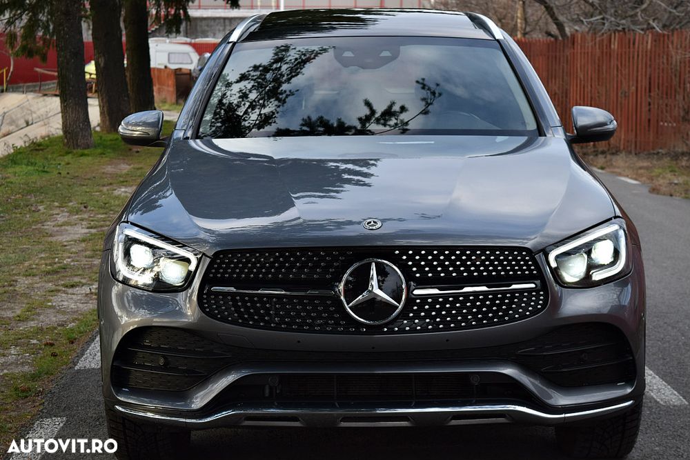 Mercedes-Benz GLC 300 e 4Matic 9G-TRONIC AMG Line Plus - 2