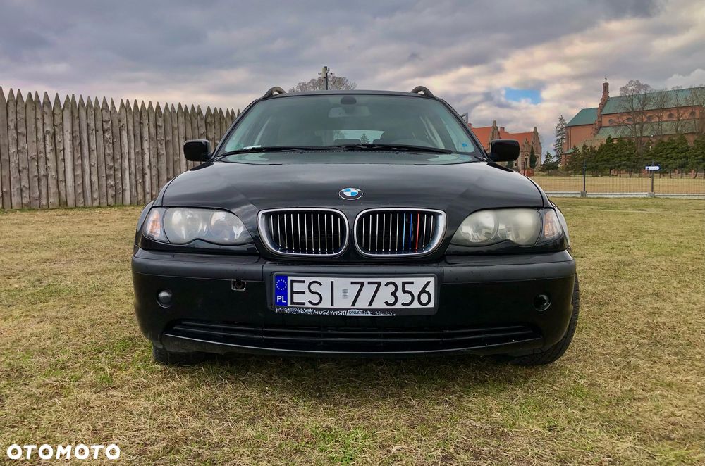 BMW Seria 3 318i - 3