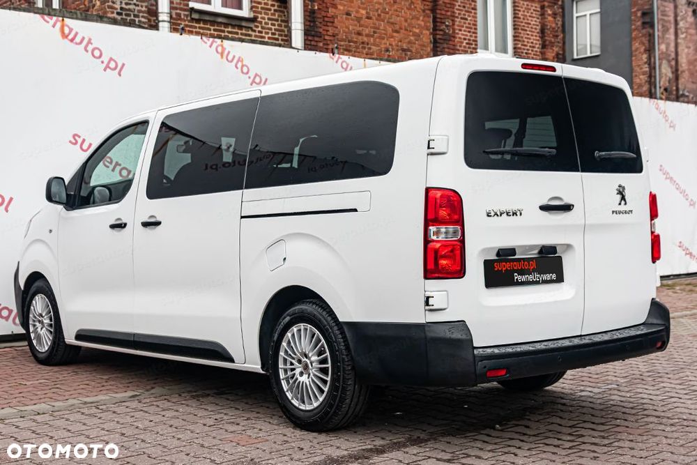Peugeot Traveller - 13