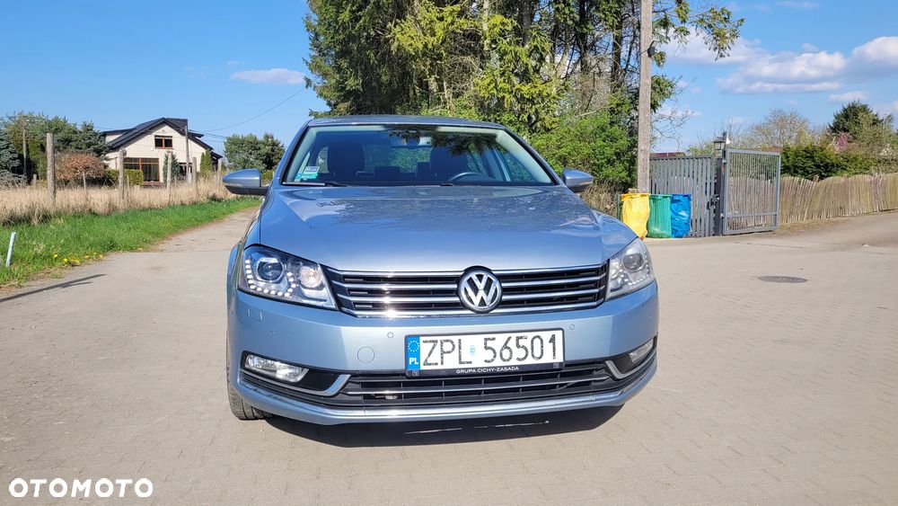 Volkswagen Passat 2.0 TDI 4Mot Highline DSG - 2