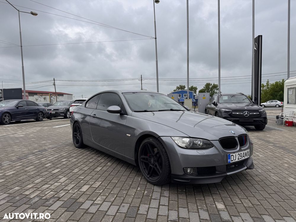 BMW Seria 3 320d Aut. - 4