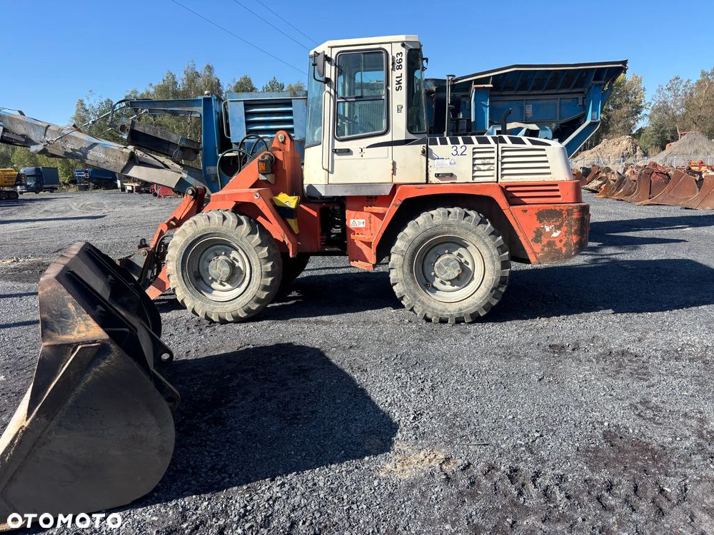 JCB 407 T4 - 25