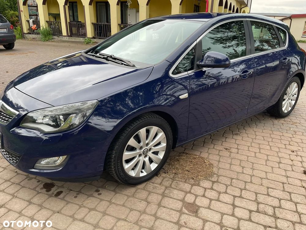 Opel Astra 2.0 CDTI Cosmo - 6
