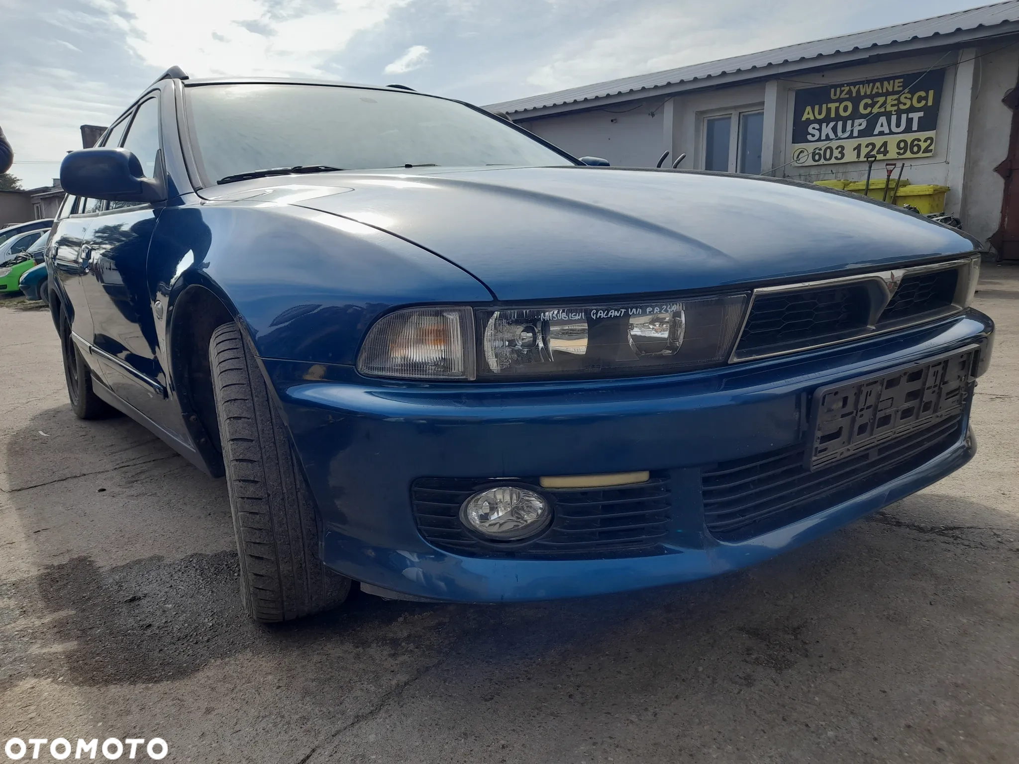 MITSUBISHI GALANT VIII LAMPA LEWY PRZÓD LEWA PRZEDNIA - 19