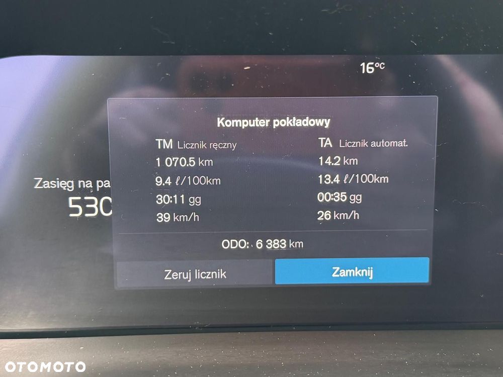 Volvo XC 60 B5 B AWD Plus Dark - 15