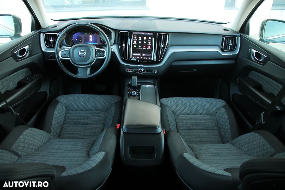 Volvo XC 60 B4 D AWD Geartronic Momentum - 14
