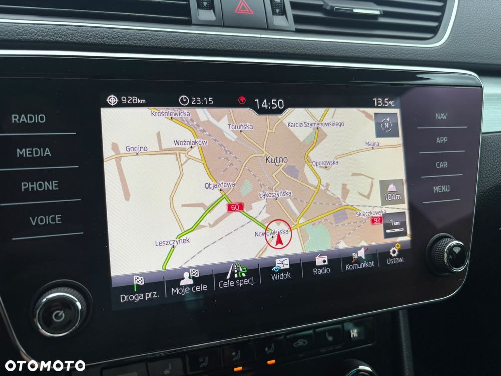 Skoda Superb 2.0 TDI Sportline DSG - 12