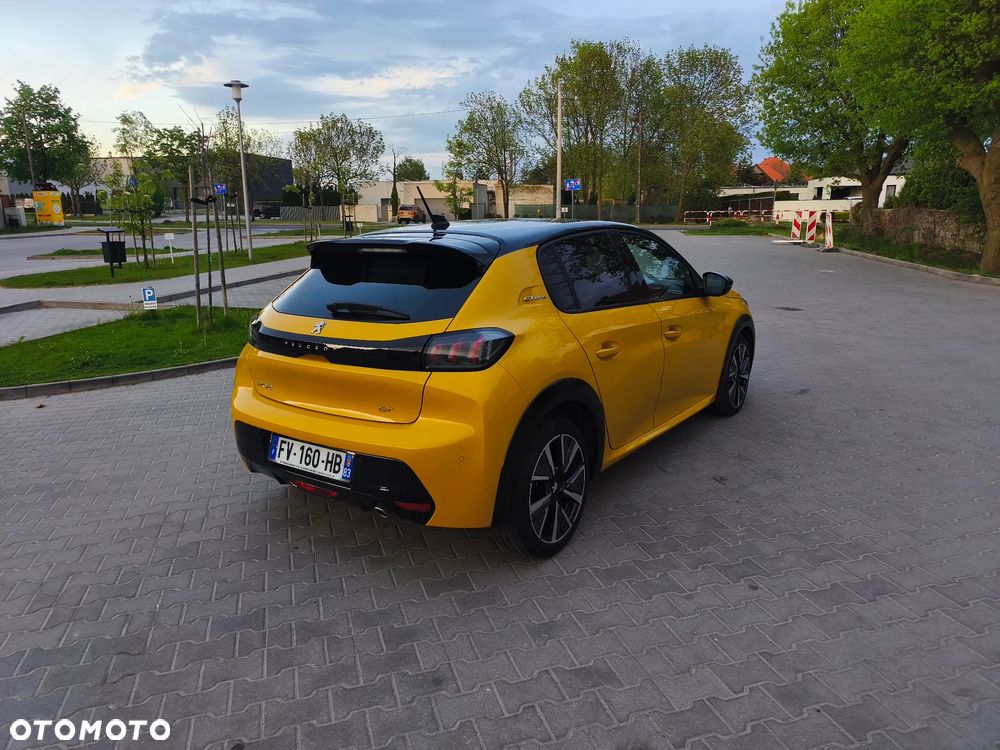 Peugeot 208 PureTech 100 EAT8 GT Pack - 5