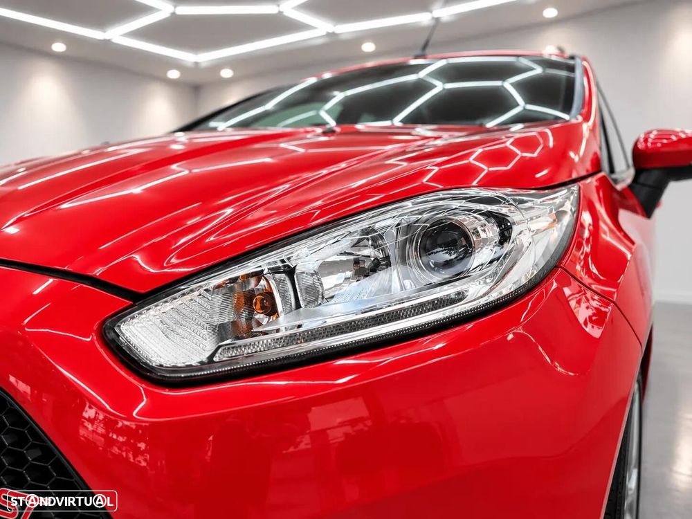 Ford Fiesta 1.6 EcoBoost c/ Pack Pele Desportiva ST - 8