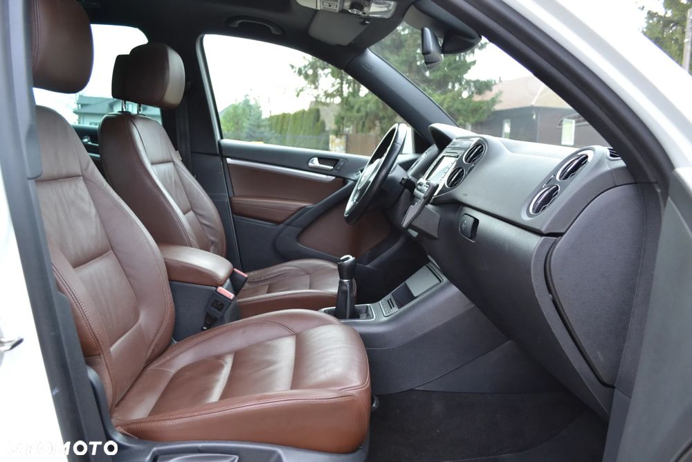 Volkswagen Tiguan 2.0 TDI Perfectline R-Style - 26